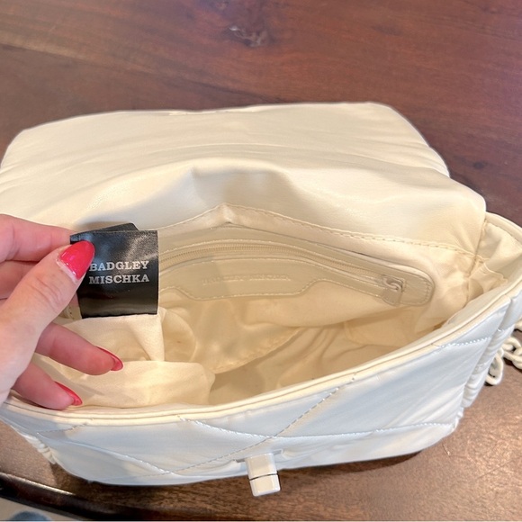 Badgley Mischka Quilted Bag - Picture 7 of 11